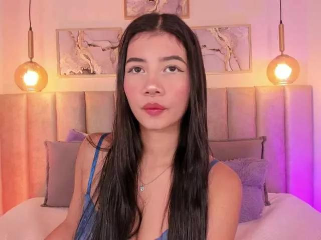 Freechat pikayle on BongaCams