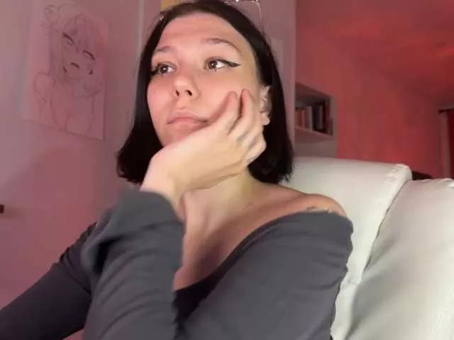 Offline PinkDolly18 on BongaCams