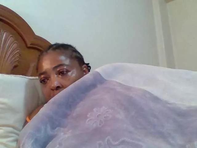 Offline pussylips53 on BongaCams