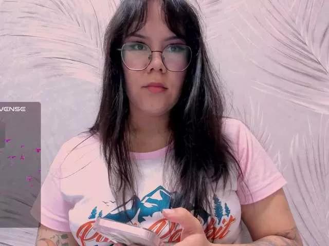 Offline reyniri on BongaCams