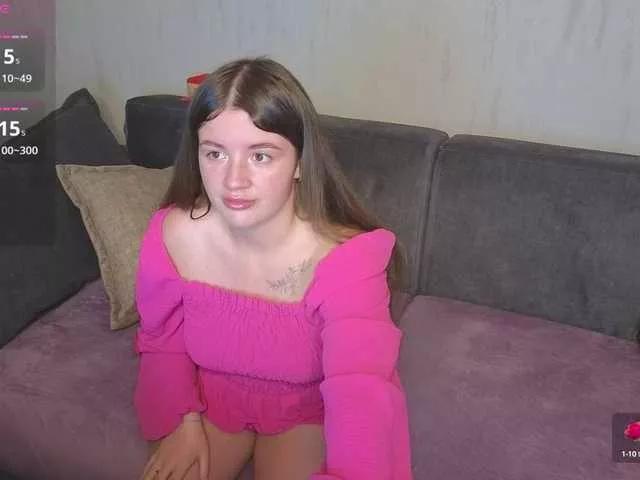 Offline RosalineLov on BongaCams