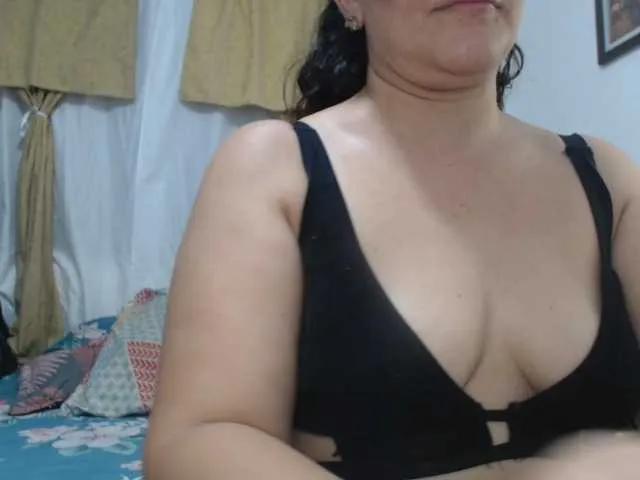 cam 2 cam with BongaCams's Saimajayeb in her live display for immersive sensations saimajayeb from BongaCams