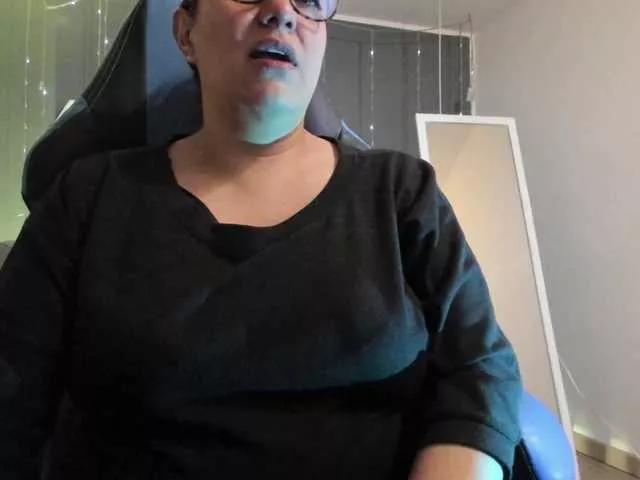 Offline Sammy-owens on BongaCams