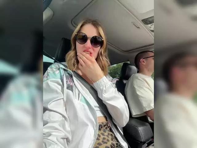 Offline Sexy-Sweets on BongaCams