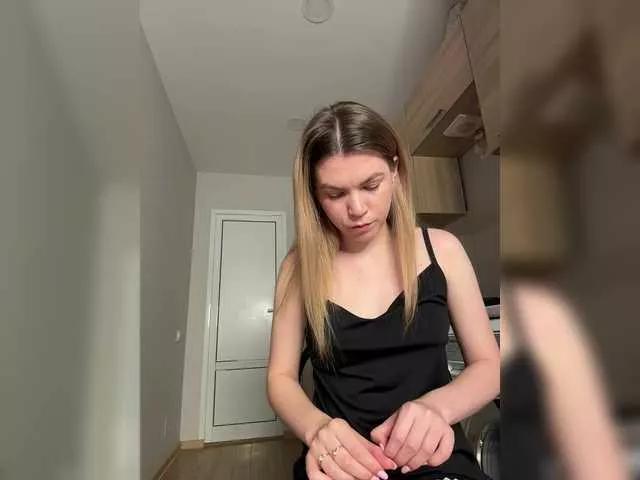Offline Sexycikas on BongaCams