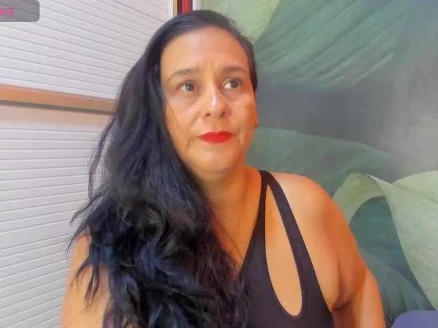 Offline sharlott-bbw on BongaCams