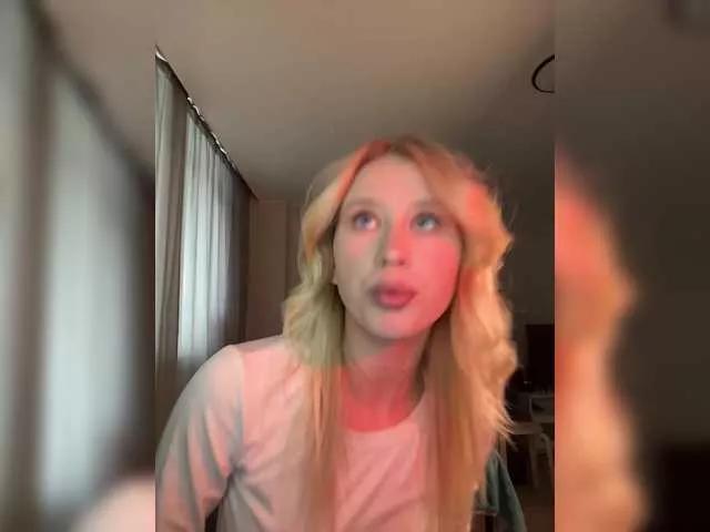 Offline Sunlovv on BongaCams