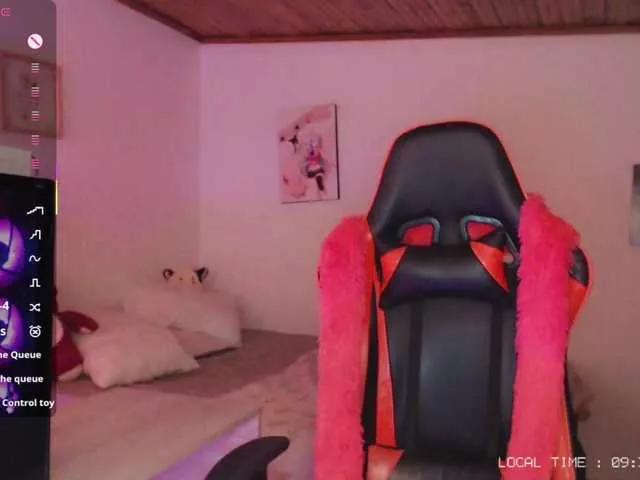 Offline Sweet-emily1 on BongaCams