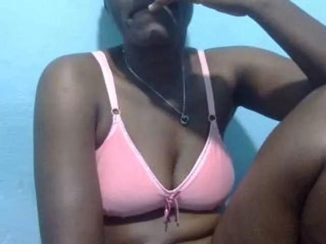 Freechat Sweetmella on BongaCams
