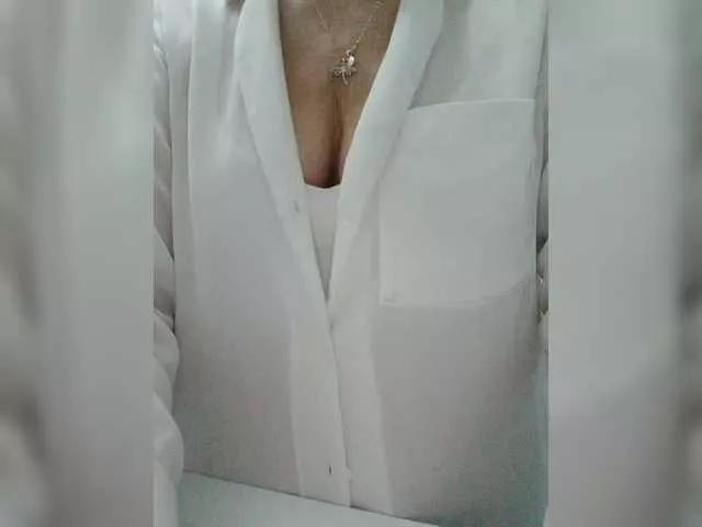 Offline Tata42 on BongaCams