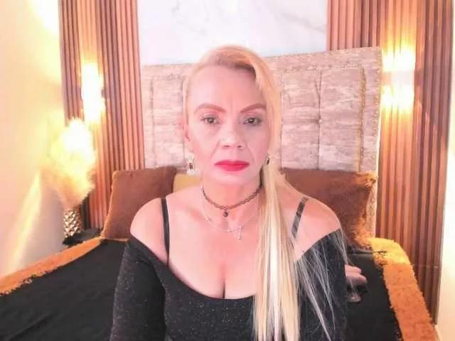 Offline taylor-anastasia on BongaCams