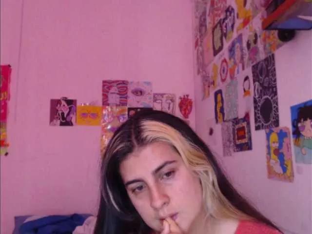 Offline theplayful on BongaCams
