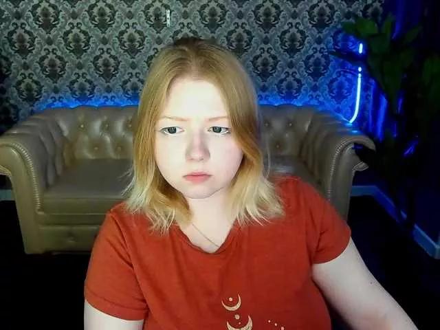 Offline TinkerrBelll on BongaCams