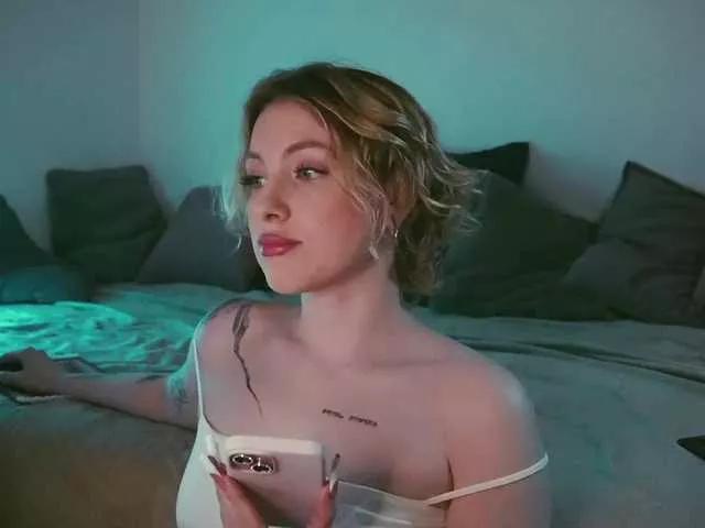 Offline TouchMyAss on BongaCams