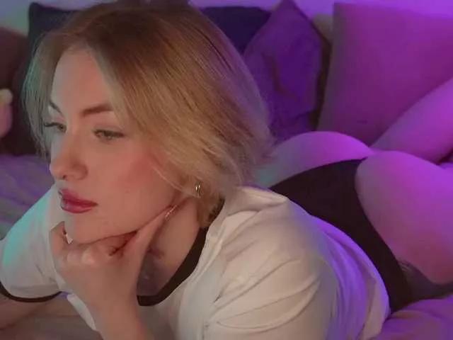 Offline TouchMyAss on BongaCams