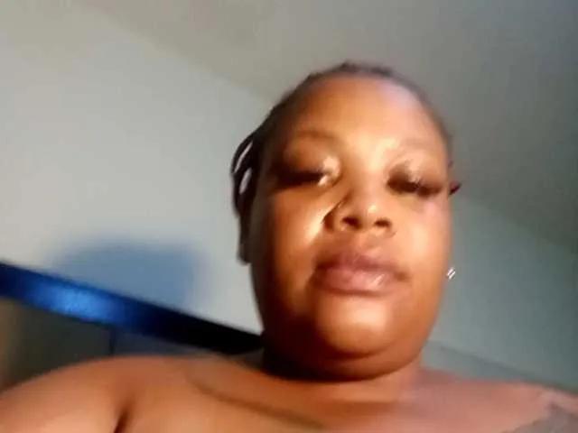 Young Vibecandy233 - naked, randy and ready to satisfy Vibecandy233 from BongaCams
