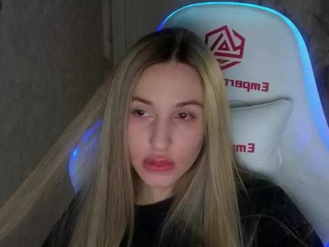 Freechat VikkiRood on BongaCams