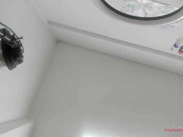 Freechat violetsmith on BongaCams
