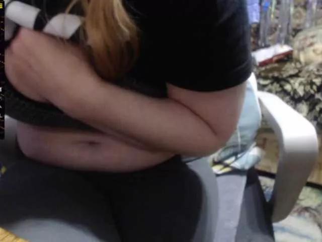Fascinating Wetdanger gets naked and masturbate while being checked out wetdanger from BongaCams