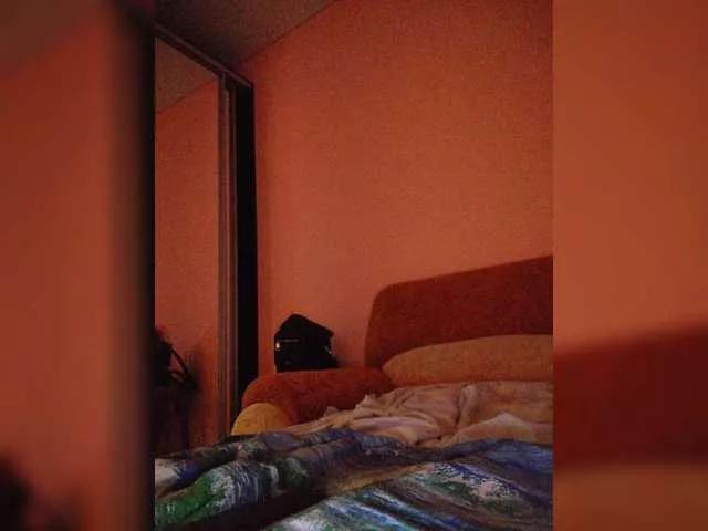 Freechat your-red-wine on BongaCams