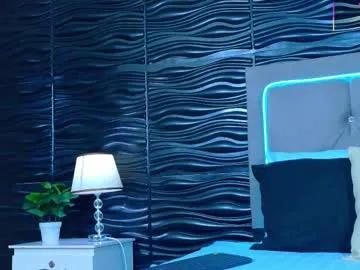 Explore Amber_bull's naked online show for mesmerizing sexiness amber_bull from Chaturbate