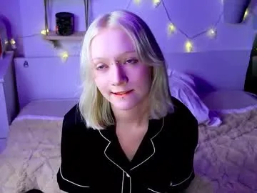 arcticaryder — GOAL:Show my legs^_^ Im Jenny, my first days here #18 #new #smalltits #teen #tattoo [55 tokens remaining]