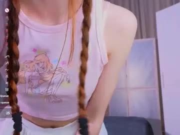 Discover the slutty camwhore Avrillemell as she's caressing her shape avrillemell from Chaturbate
