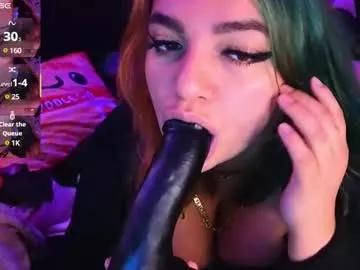 Freechat booboosperfectfacefuck on Chaturbate