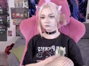 Freechat broodmommyy3 on Chaturbate
