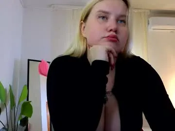 caseyrobbinss — GOAL: Shake some milky boobies [100 tokens remaining] Song request accepted! Dance with pregnant belly #bbw, #mommy, #bigboobs, #milk, #pregnant