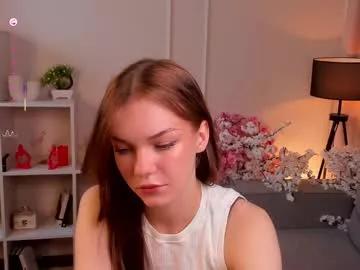 Freechat cwenbrayton on Chaturbate