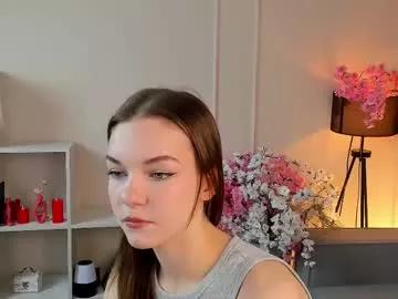 Freechat cwenbrayton on Chaturbate