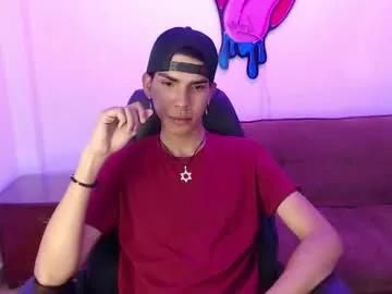 david_925_ — GOAL: Get naked, sensual striptease [70 tokens remaining] WelCUM guys!Tip menu is active /tipmenu to see it #latino #bbc #feet #bigdick #18