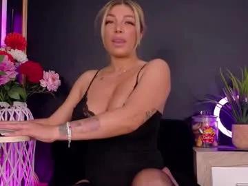 Deeadiamond - the most sensual camslut in public for your enjoyment deeadiamond from Chaturbate