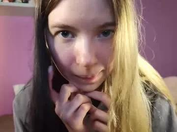 Freechat emmie_everly on Chaturbate
