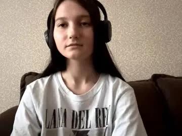 faustinabartosh — Goal: show more sexy belly I smile a lot! My name is Aurora i #new and me #18 yo! first day #shy #cute #teen [99 tokens remaining]