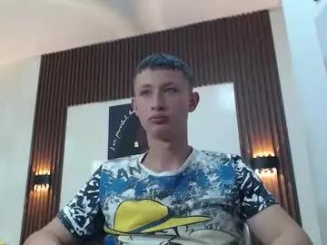 garuo_18 — GOAL: show big cum [246 tokens remaining] Welcome to my room! New babyboy in town! #latino #18 #cum #muscle #bigcock