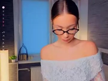hannavaile — GOAL: Squeezing my boobs under my bra [21 tokens remaining] Hi! Glad to see you  Help me to get 250 thumbups! #18 #teen #new #shy #young