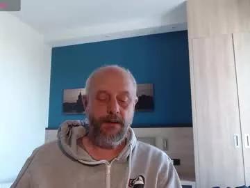Freechat hardmrlazy on Chaturbate