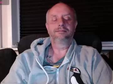 Freechat hardmrlazy on Chaturbate