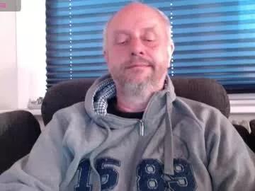 Freechat hardmrlazy on Chaturbate