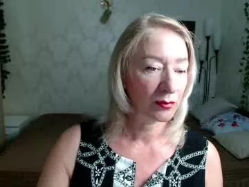 Freechat hunters_woman on Chaturbate