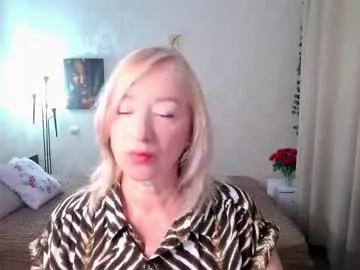 Freechat hunters_woman on Chaturbate