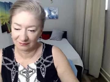 Freechat hunters_woman on Chaturbate