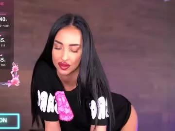 Freechat kairaandrews on Chaturbate