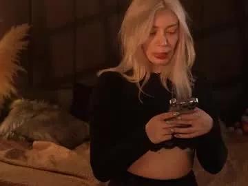Group kinkylina_ on Chaturbate
