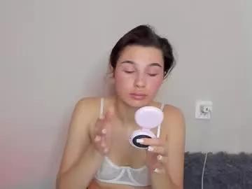 Private kristinedean on Chaturbate