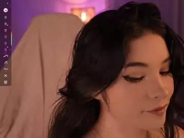 Freechat lau__1 on Chaturbate