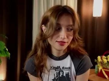 linaage — Goal: Did you miss me? I'm Lina ntmu. #teen. #young , i am #18 yo. #new and #skinny [55 tokens remaining]