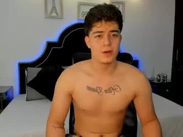Freechat maxxicruz on Chaturbate